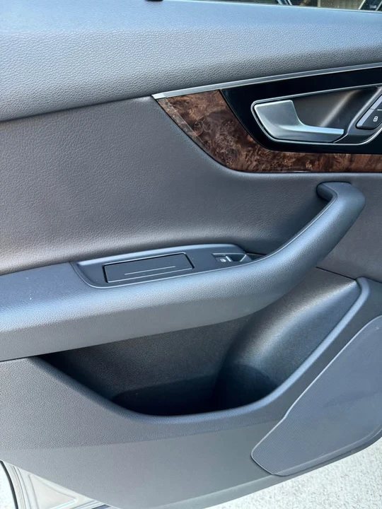 2017 Audi 4M Q7 - Image 12 of 14