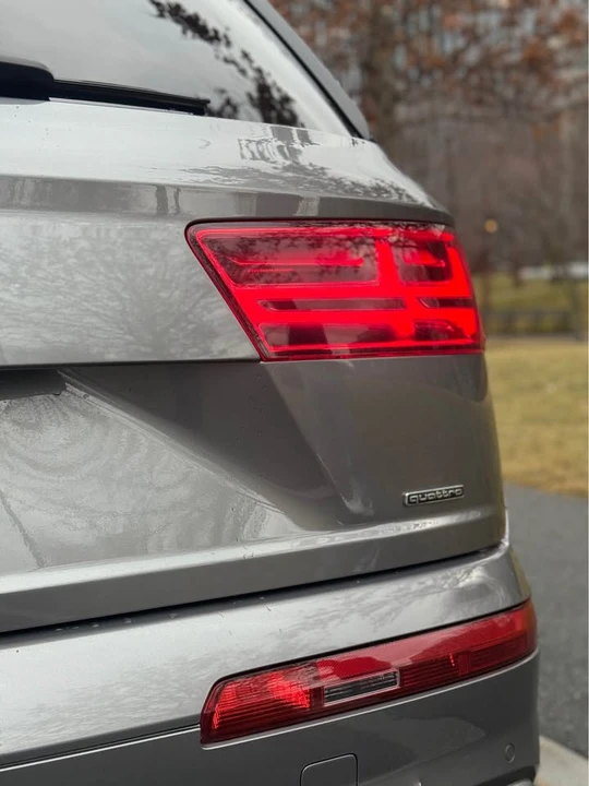 2017 Audi 4M Q7 - Image 10 of 20