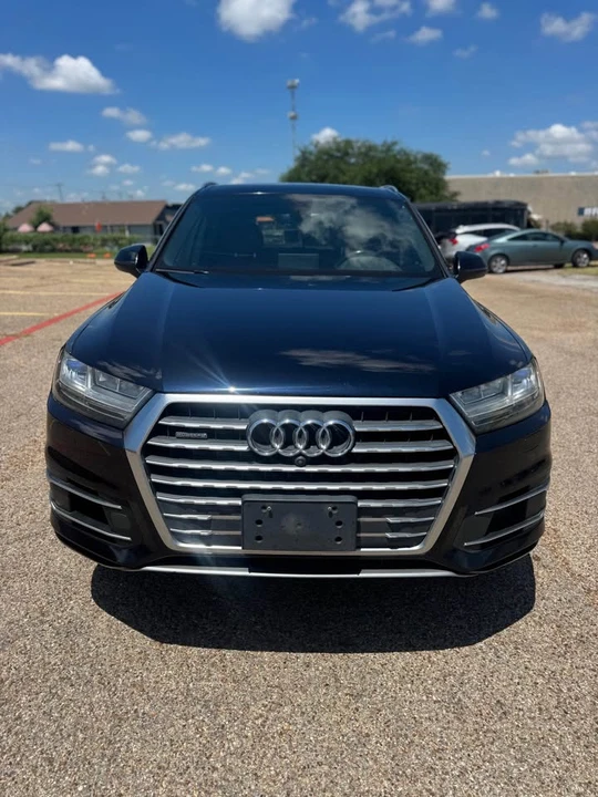 2017 Audi 4M Q7 - Image 2 of 10