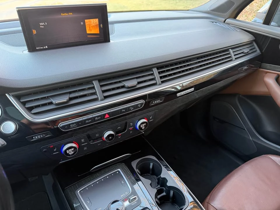 2017 Audi 4M Q7 - Image 10 of 17