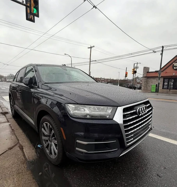 2017 Audi 4M Q7 - Image 5 of 8