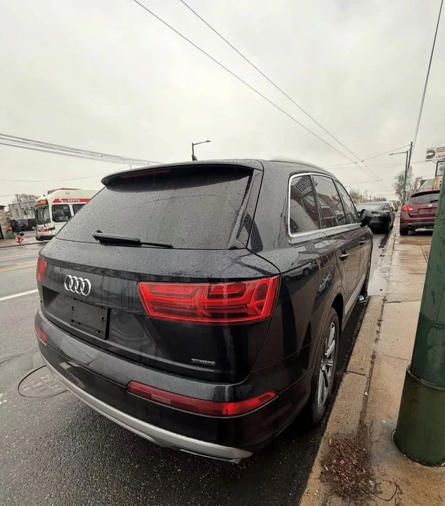 2017 Audi 4M Q7 - Image 3 of 8