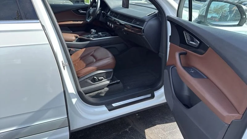 2017 Audi 4M Q7 - Image 4 of 11