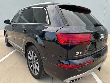 2017 Audi 4M Q7 - Image 9 of 14
