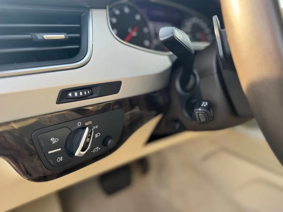 2017 Audi 4M Q7 - Image 10 of 19