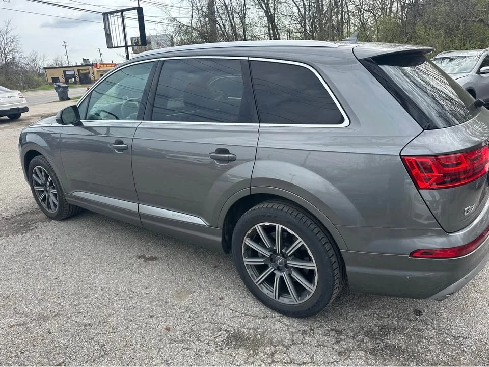 2017 Audi 4M Q7 - Image 2 of 10