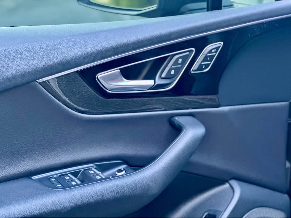 2017 Audi 4M Q7 - Image 19 of 20