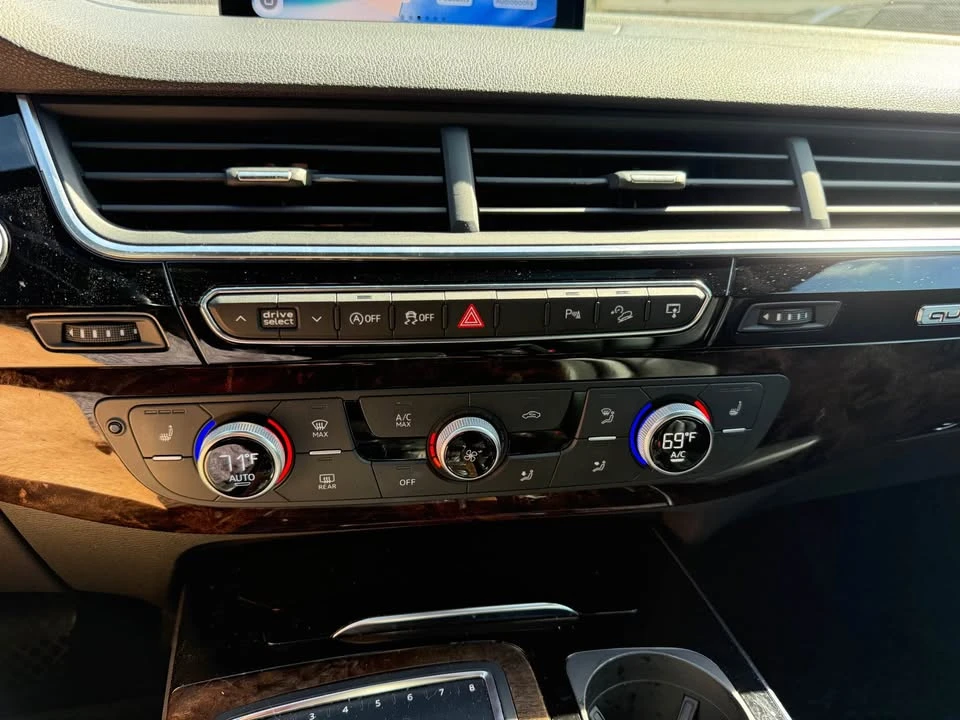 2017 Audi 4M Q7 - Image 13 of 14