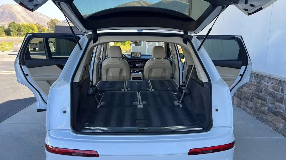 2017 Audi 4M Q7 - Image 11 of 20