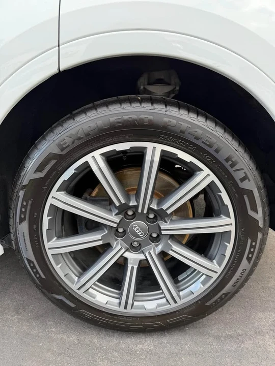 2017 Audi 4M Q7 - Image 14 of 18
