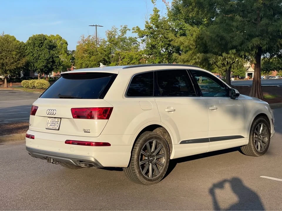 2017 Audi 4M Q7 - Image 3 of 16