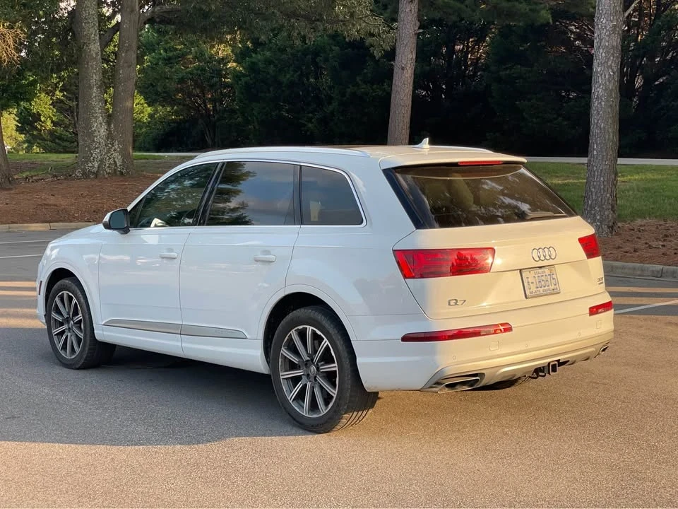 2017 Audi 4M Q7 - Image 5 of 16