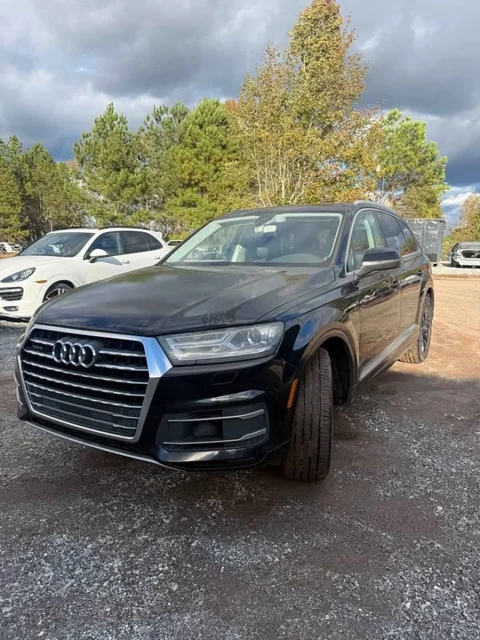 2017 Audi 4M Q7 - Image 2 of 10
