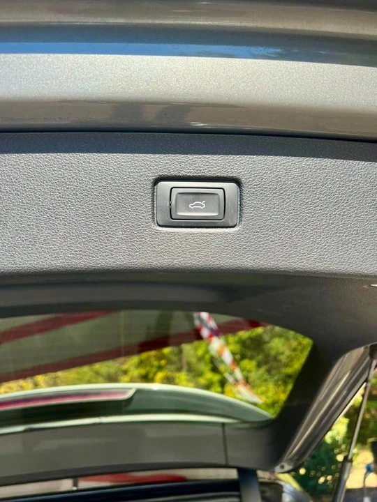 2017 Audi 4M Q7 - Image 12 of 12