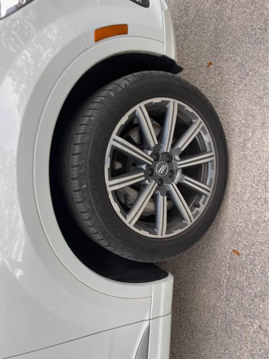2017 Audi 4M Q7 - Image 9 of 17