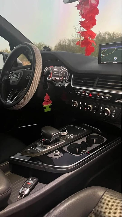 2017 Audi 4M Q7 - Image 9 of 12