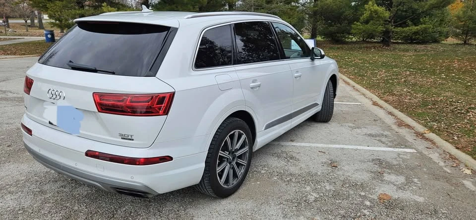 2017 Audi 4M Q7 - Image 4 of 19