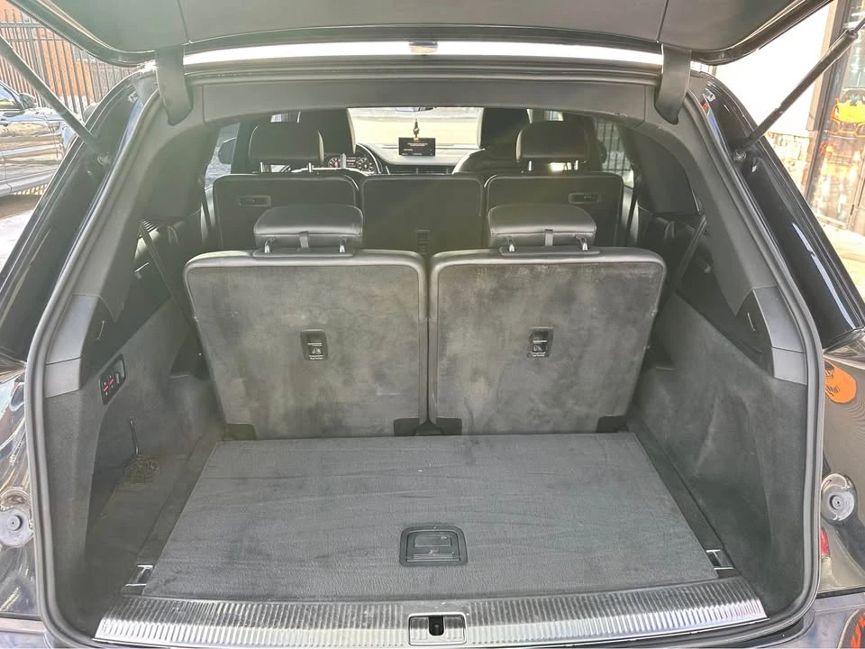 2017 Audi 4M Q7 - Image 10 of 16