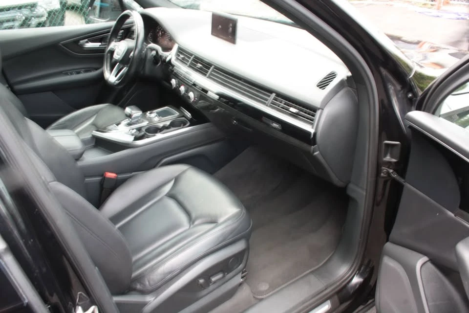 2017 Audi 4M Q7 - Image 12 of 16