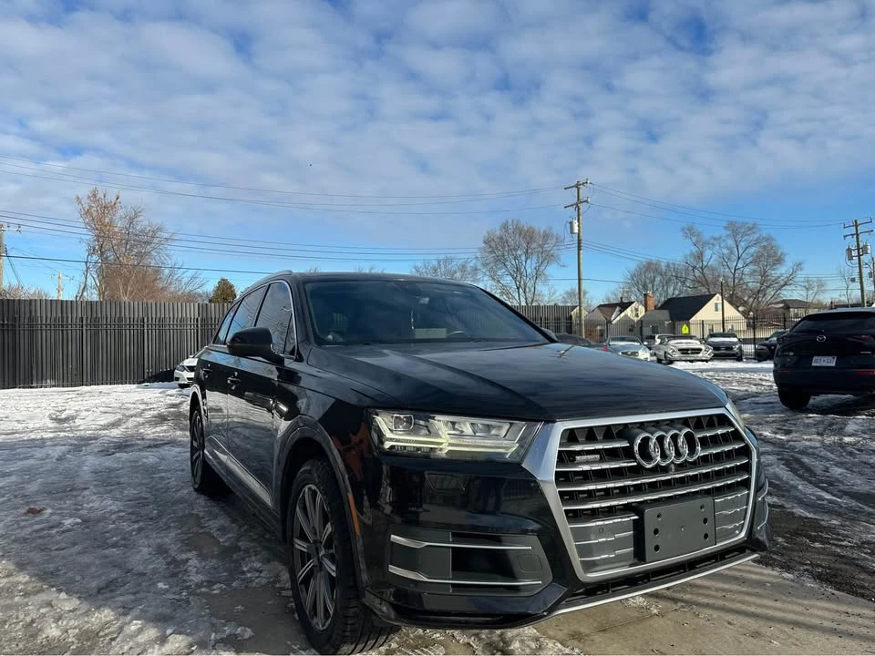 2017 Audi 4M Q7 - Image 2 of 16