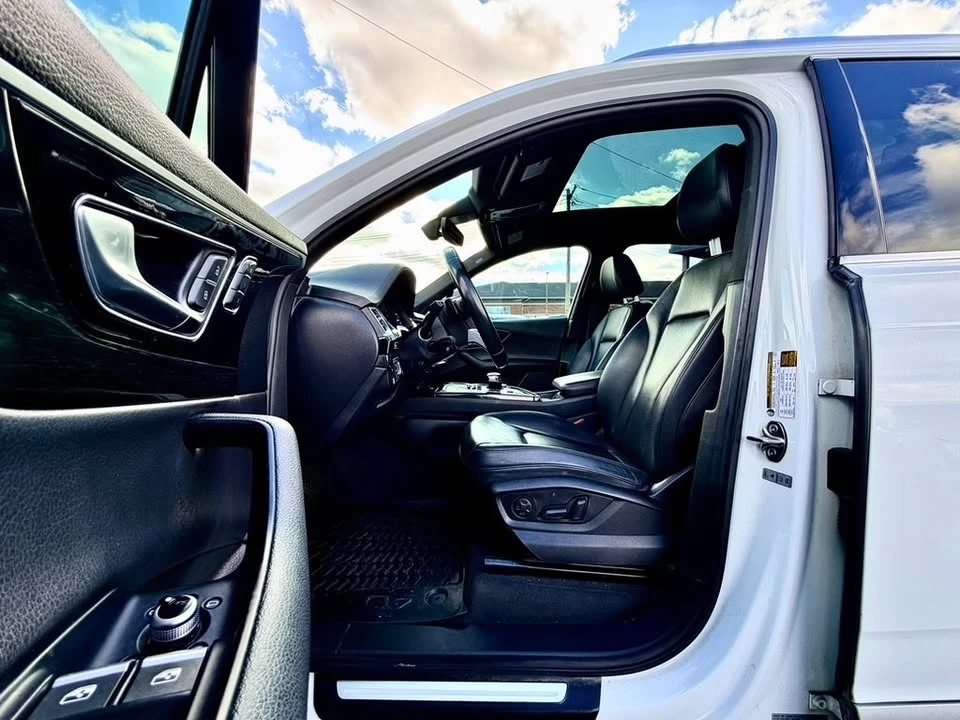 2017 Audi 4M Q7 - Image 11 of 20