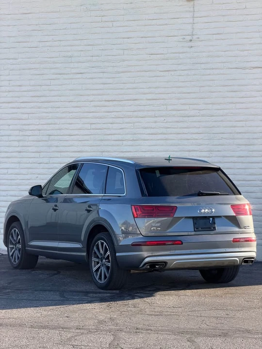 2017 Audi 4M Q7 - Image 3 of 10