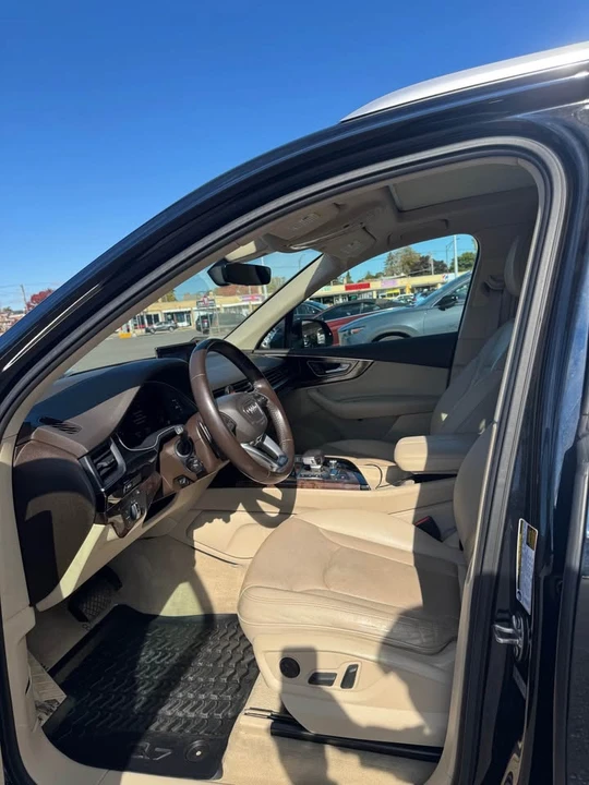 2017 Audi 4M Q7 - Image 11 of 19