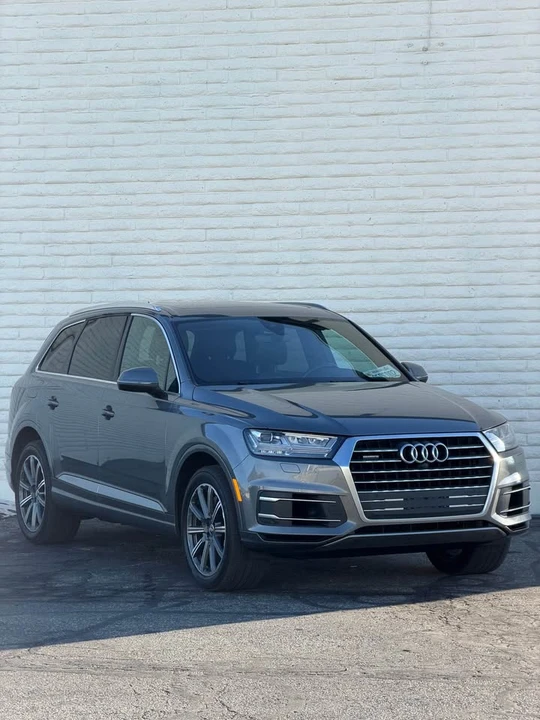 2017 Audi 4M Q7 - Image 2 of 10