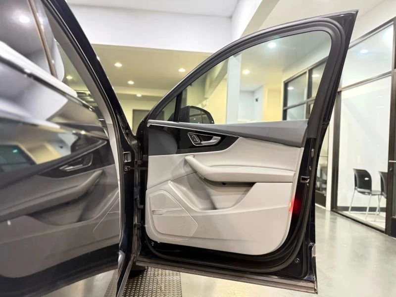 2017 Audi 4M Q7 - Image 19 of 20