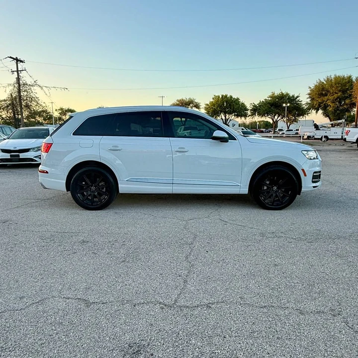 2017 Audi 4M Q7 - Image 5 of 21