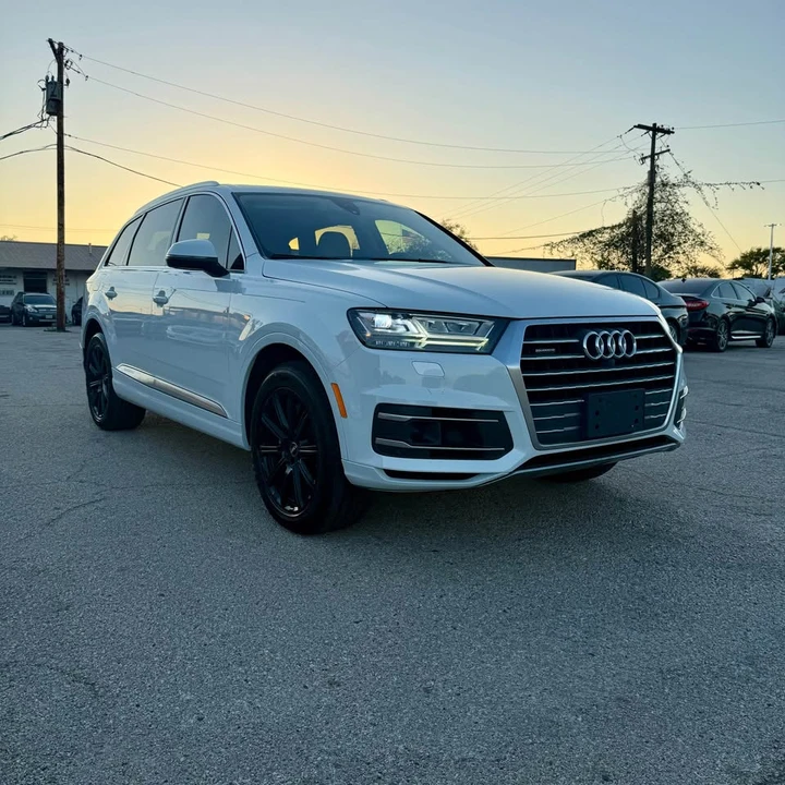 2017 Audi 4M Q7 - Image 4 of 21