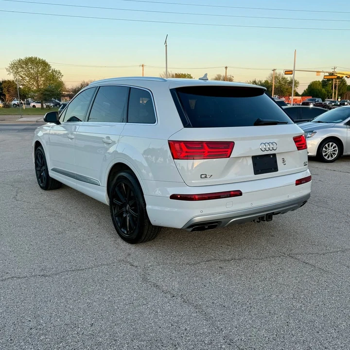 2017 Audi 4M Q7 - Image 8 of 21