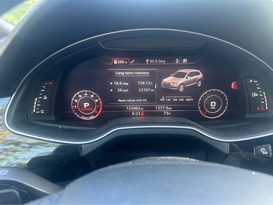 2017 Audi 4M Q7 - Image 8 of 10