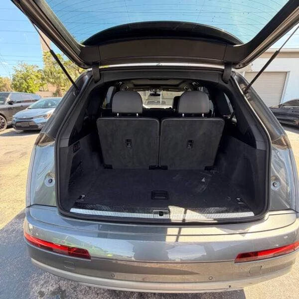 2017 Audi 4M Q7 - Image 2 of 20