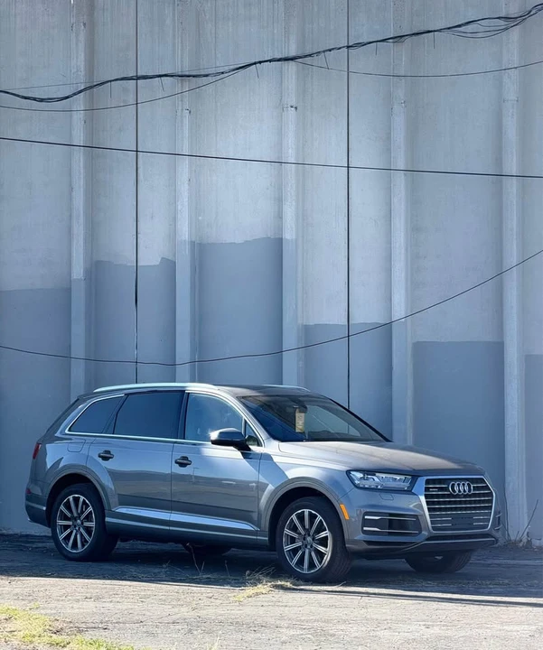 2017 Audi 4M Q7 - Image 2 of 10