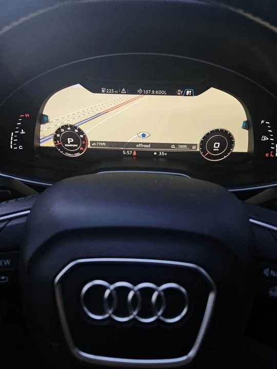 2017 Audi 4M Q7 - Image 6 of 11