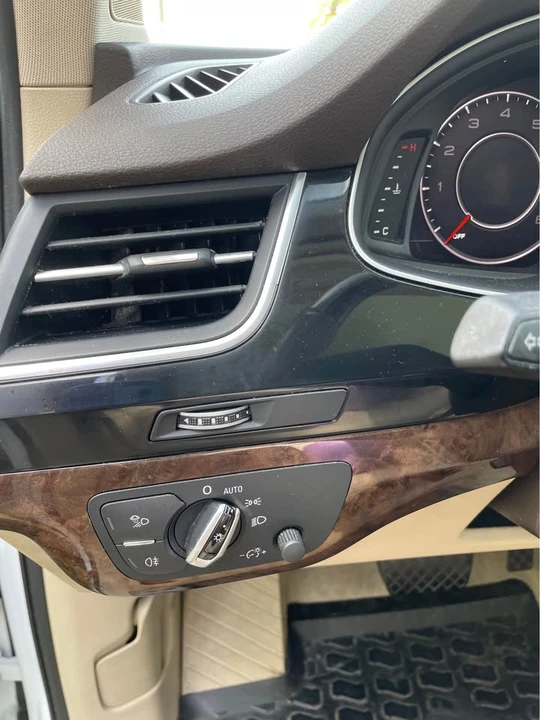 2017 Audi 4M Q7 - Image 5 of 20