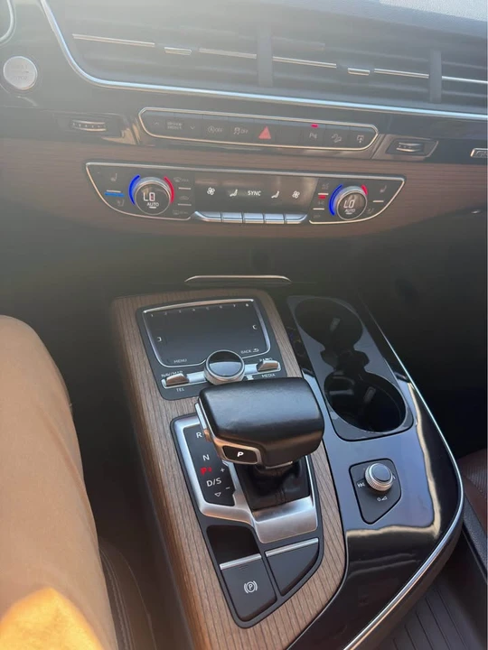 2017 Audi 4M Q7 - Image 4 of 10