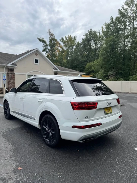 2017 Audi 4M Q7 - Image 6 of 16
