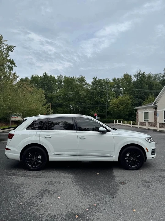 2017 Audi 4M Q7 - Image 2 of 16