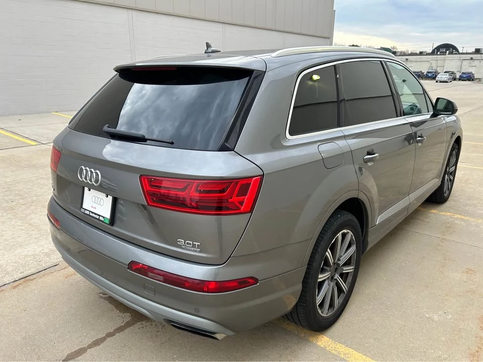 2017 Audi 4M Q7 - Image 2 of 17