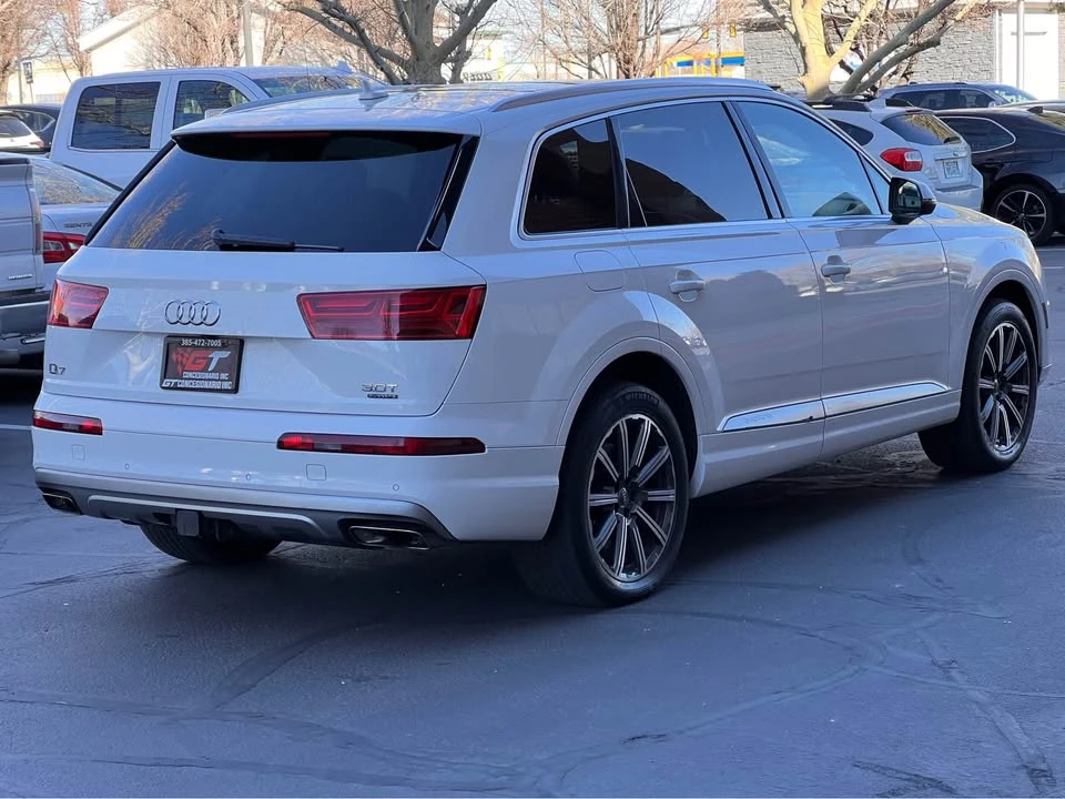2017 Audi 4M Q7 - Image 4 of 10