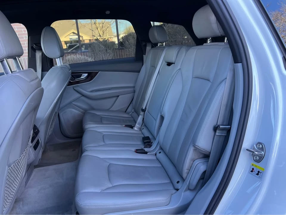 2017 Audi 4M Q7 - Image 9 of 10