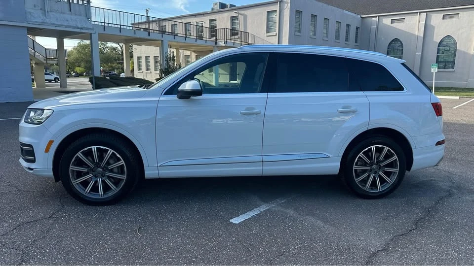 2017 Audi 4M Q7 - Image 2 of 19
