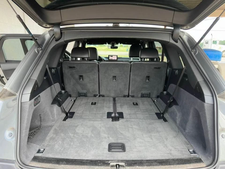 2017 Audi 4M Q7 - Image 9 of 18