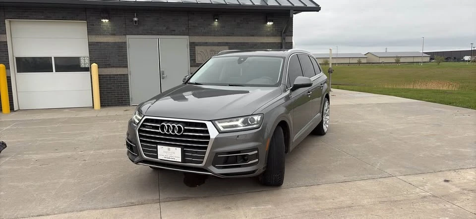 2017 Audi 4M Q7 - Image 2 of 11