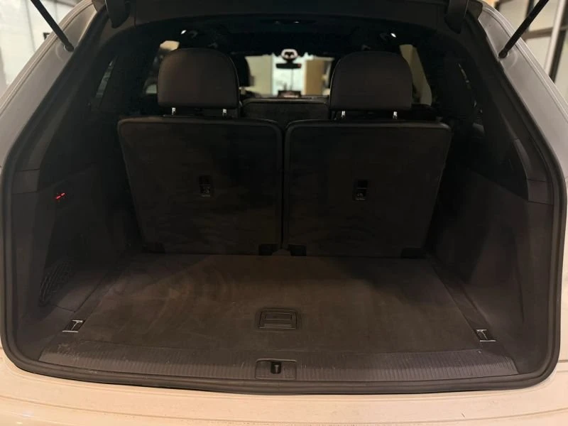 2017 Audi 4M Q7 - Image 6 of 19