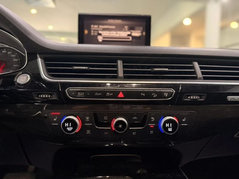 2017 Audi 4M Q7 - Image 16 of 20
