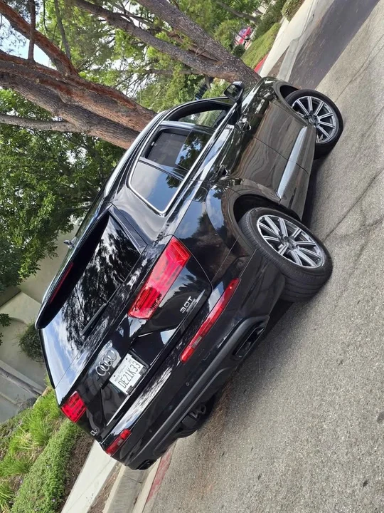 2017 Audi 4M Q7 - Image 9 of 19
