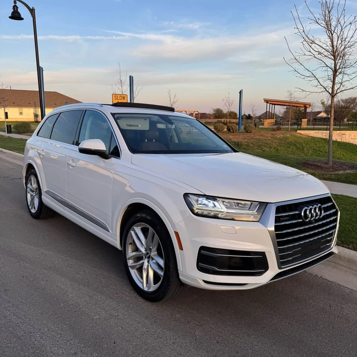 2017 Audi 4M Q7 - Image 2 of 11